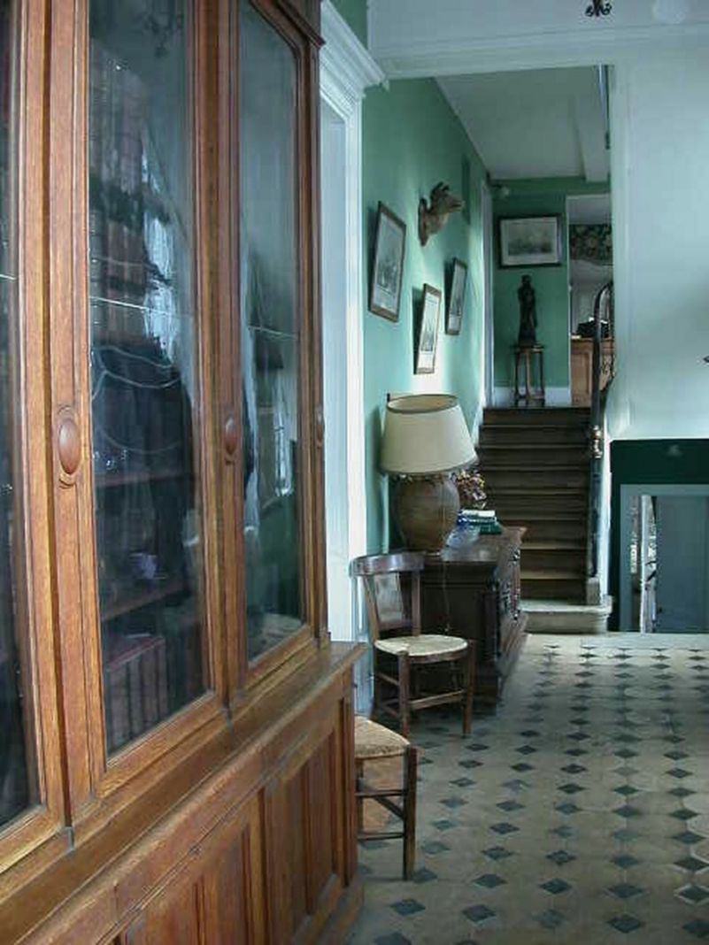 Le hall d'entre